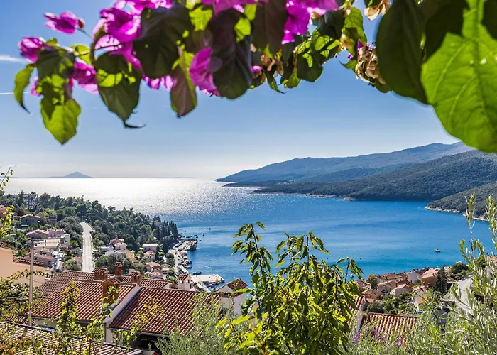 Neda In - Bay View * Rabac